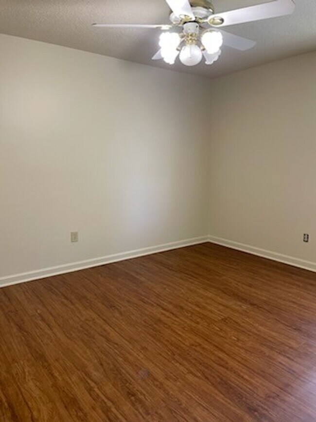 900 Stratford Cir NW Unidad 39