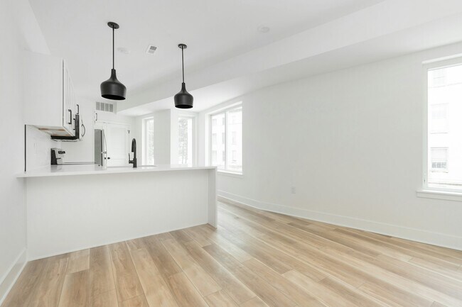 Photo - 1255 N 23rd St