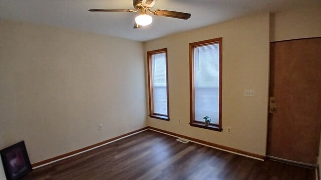 Photo - 2210 Sidney Ave