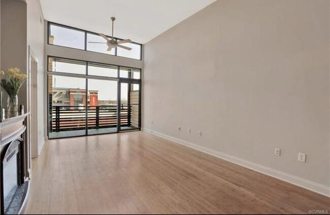 Photo - 1333 W Broad St Unit 513