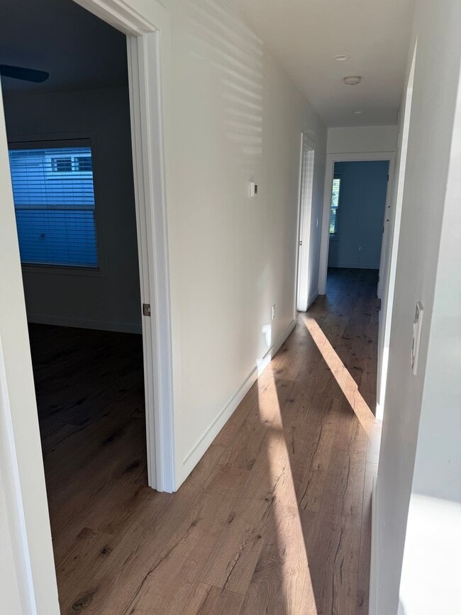 Photo - Beautifully Updated 2/2 Duplex - 4033 Miller Way