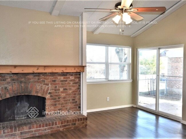 Photo - 705 Via Avenida