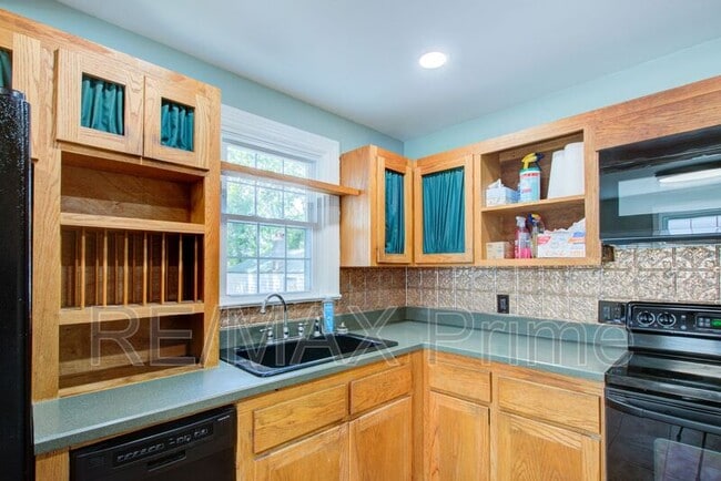 Photo - 27 Ansell Ave