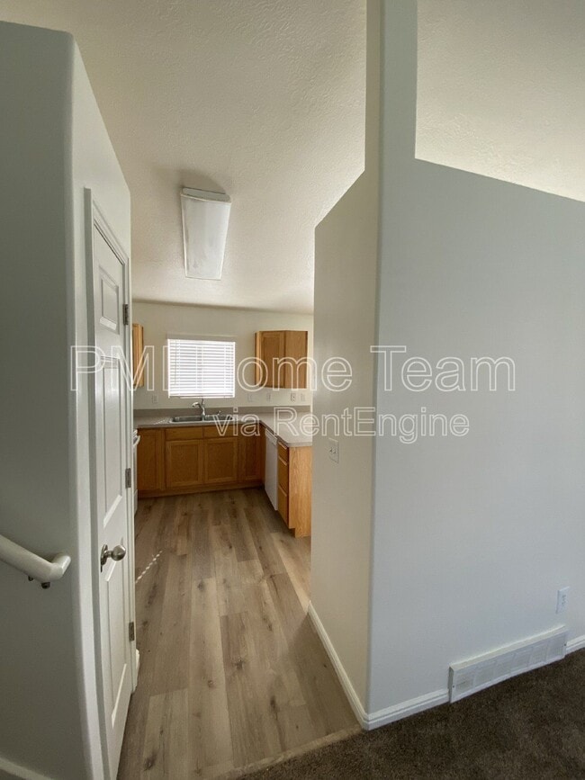 Photo - 1639 W 600 N