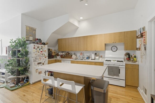 Photo - 1746 W Crystal St