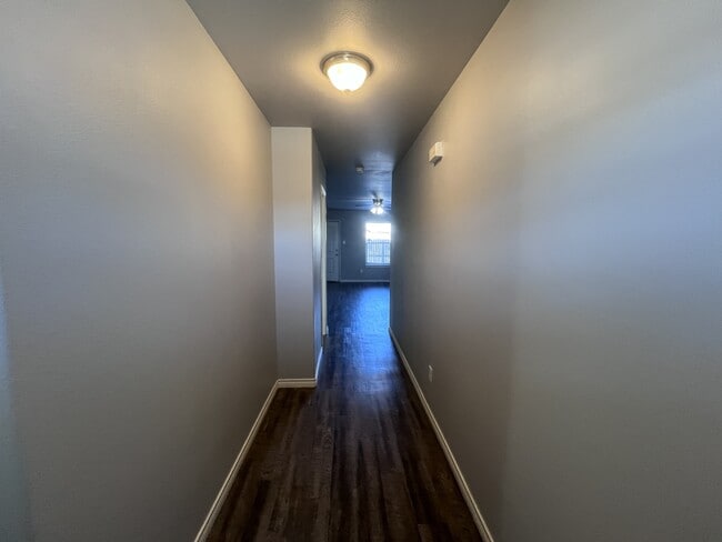 Photo - 3422 Itasca St