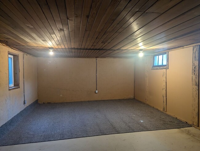 Photo - Spacious 2 bedroom pet-friendly Lewiston house