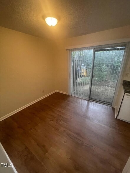 Photo - 120 Byrum St