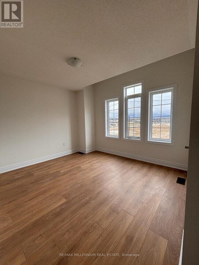 Photo - 11 Mission St