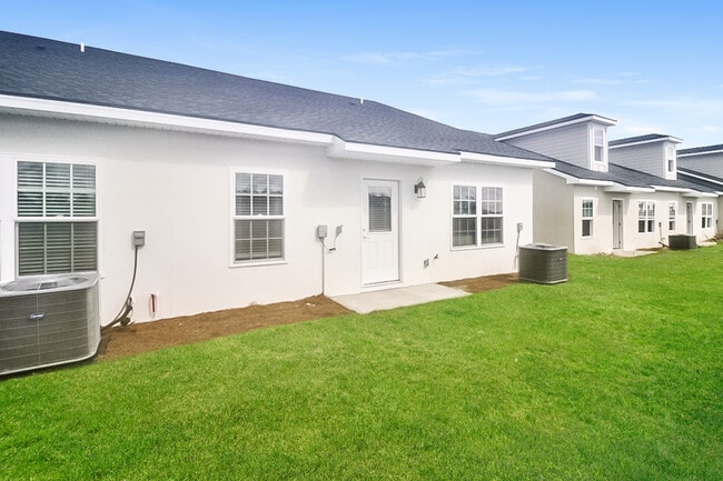 Photo - 2015 Silo St