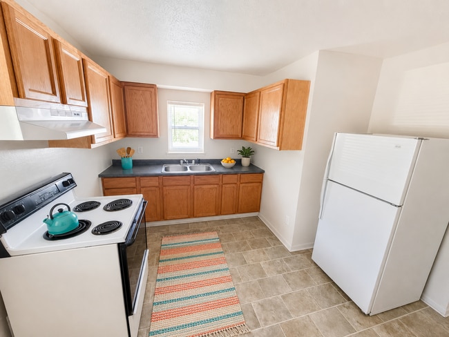 Photo - 2615 Collier St