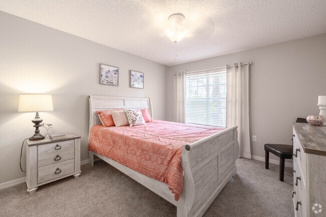 2BR, 2BA - 1,096SF - Second Bedoom - Heron