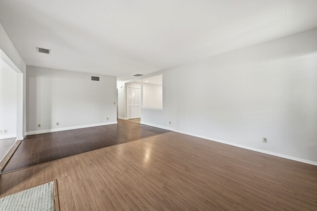 Photo - Spacious and Well Maintained 3 Bedroom Home in Orange