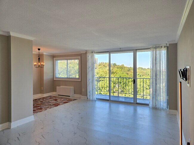 Living Room/Dinning Room