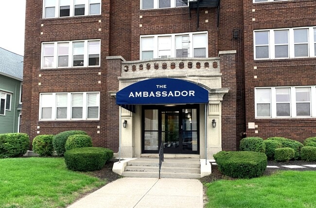 The Ambassador - The Ambassador Apartamentos