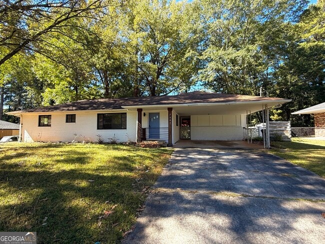 Photo - 2581 Farley St