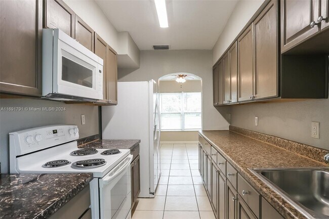 Photo - 705 NW 5th Ave