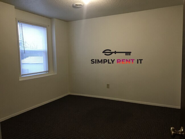 Affordable 2 Bedroom | Downtown Roland | Minutes from Ames