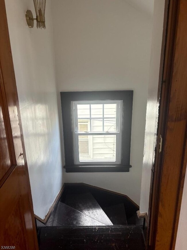 Photo - 19 Harding St Unit 1