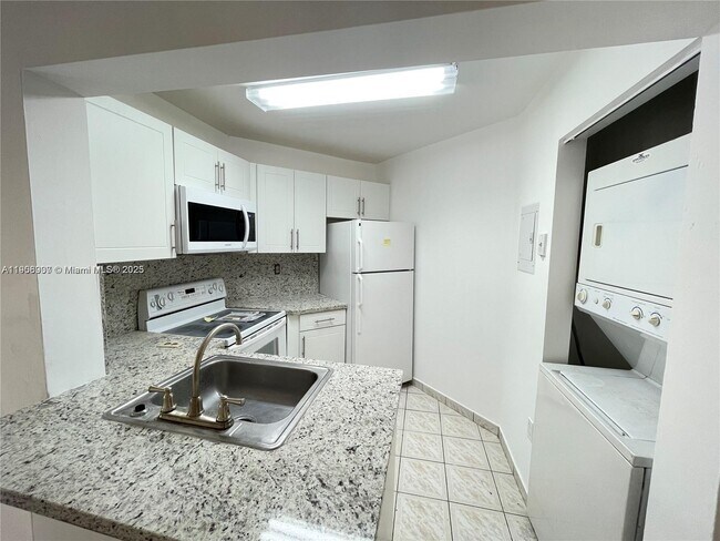 Photo - 680 W Park Dr Unit 3-201