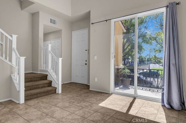 Photo - 210 Timberwood