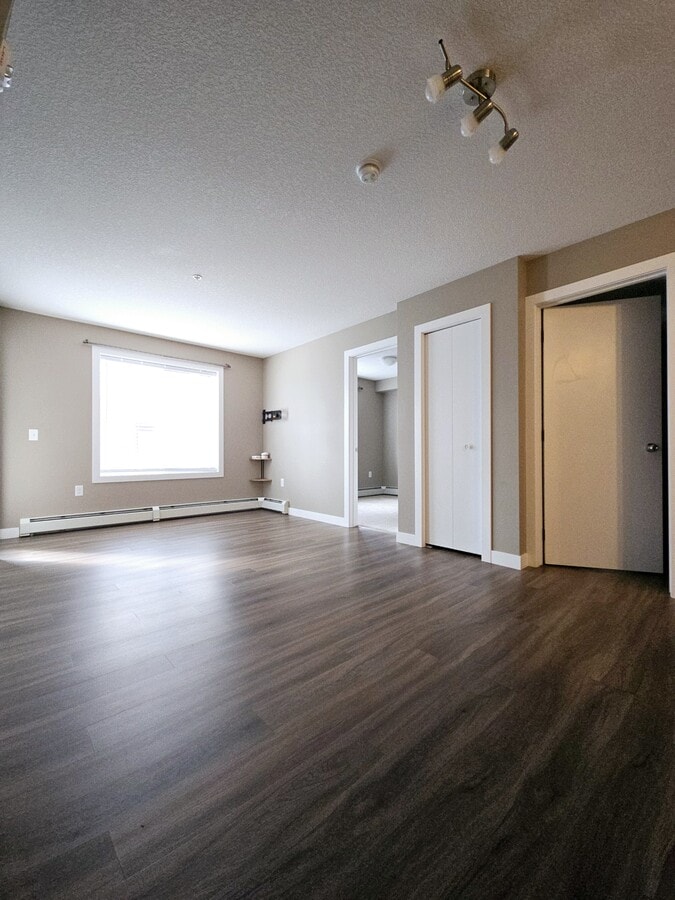 Photo - 4641-4128 128 Ave NE