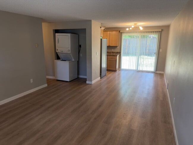 Photo - 22833 SW Washington St Unit #1