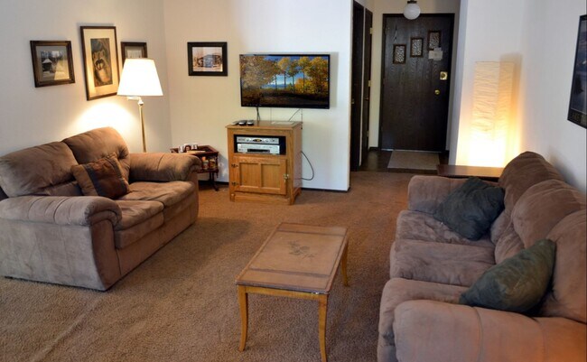 Photo - Single level 3BD Close to Heavenly & the c...