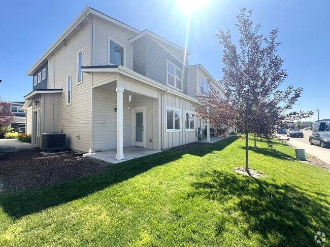 Building Photo - 5601 E Bollo St Unit 5601 Rental
