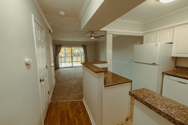 Photo - 301 Harbor Heights Dr Unidad 4-C