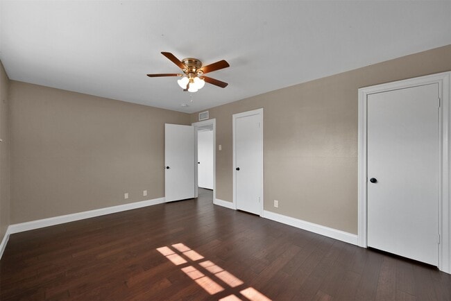 Building Photo - 416 Milwaukee St