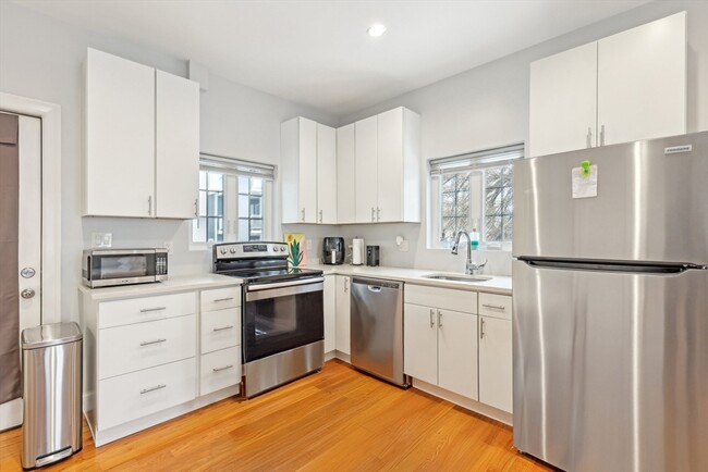 Photo - 309 Sumner St Condo Unit 2R