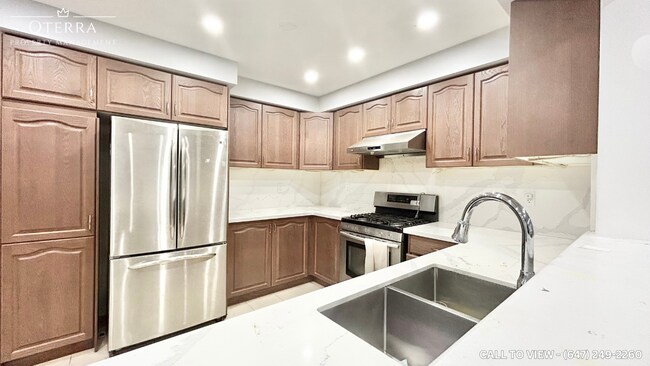 Photo - 527 Nairn Cir