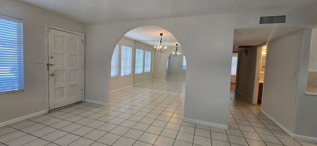 Photo - uc17cdoa Unidad A