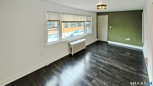 Photo - 18 Riverside Ave Unit 2nd floor