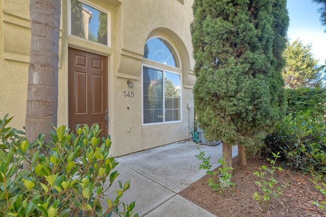 3726 Mykonos Ln