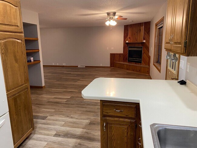 Photo - 4407-4409 Forest Valley Rd Apartamento Unidad 4409 Forest Valley Rd