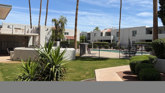 Photo - 3313 N 68th St Unit 118