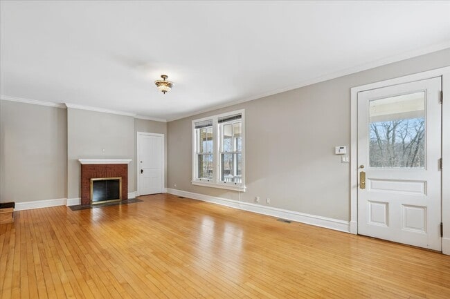 Photo - 3760 Gilgare Ln