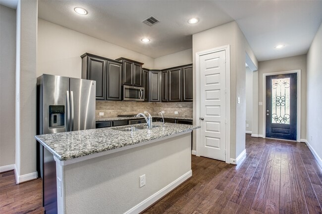 Photo - 22503 Miramar Bend Dr