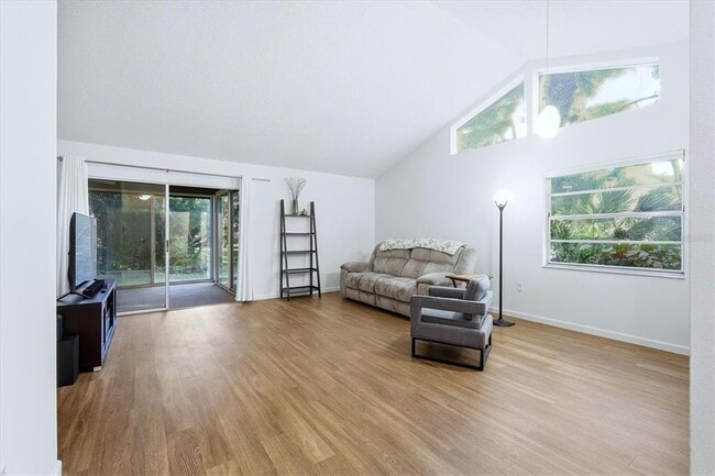 Photo - 4819 Village Garden Dr