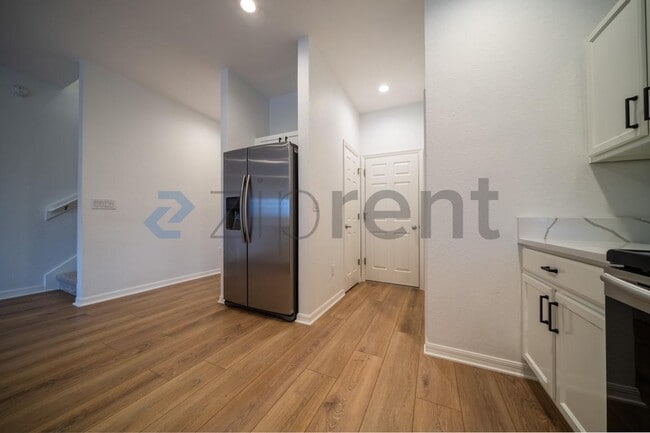 Photo - 4648 Vignette Wy