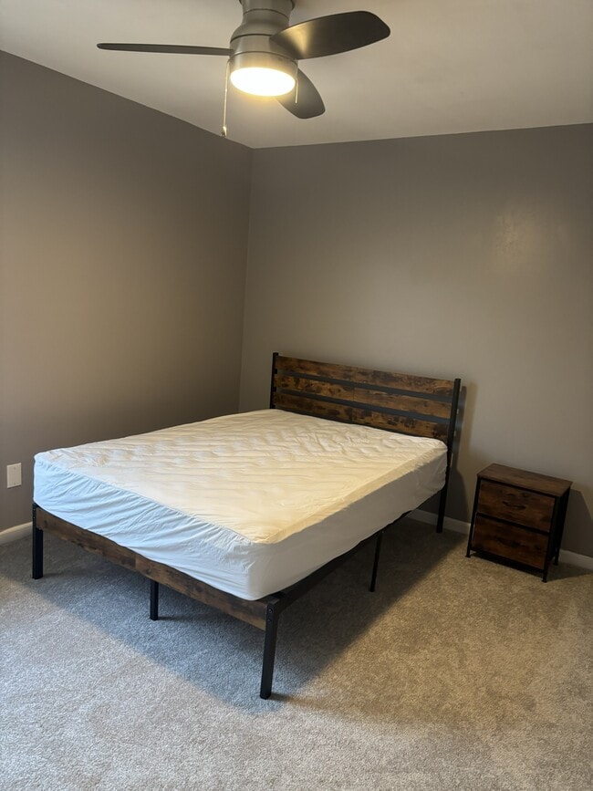 Photo - 559 Woodlawn Ave NW Unit B