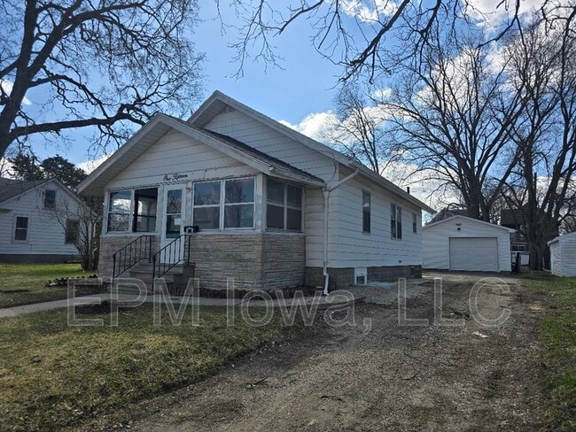 Building Photo - 115 Summit Ave