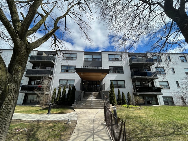 Building Photo - 2175 Avenue Road