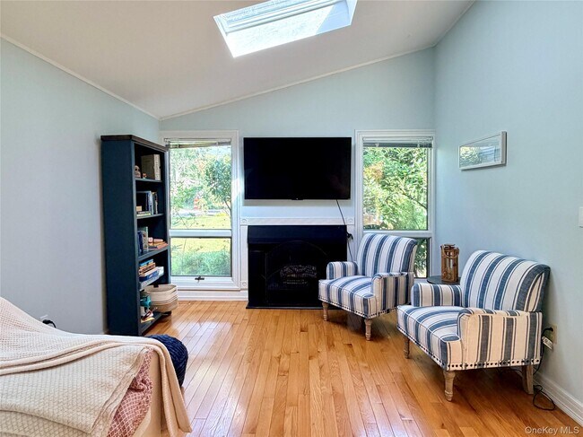 Photo - 11 Gerald Ln