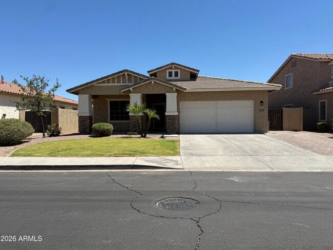 Building Photo - 4155 E Clubview Dr