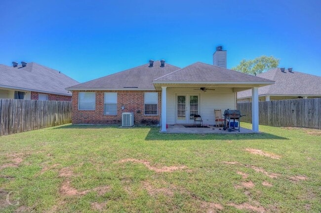 Photo - 326 Gaston Ln