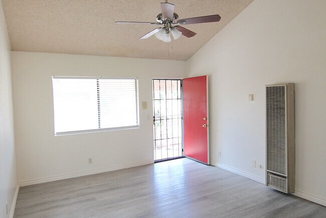 Photo - 2100 Cedar Ave Apartments Unit G