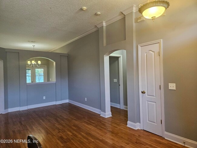Photo - 2338 Cool Springs Dr N